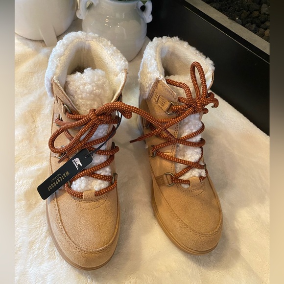 ✨NWT✨ Sorel  Evie Wedge Bootie - Picture 3 of 8